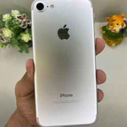 iPhone 7 32GB Unlocked 