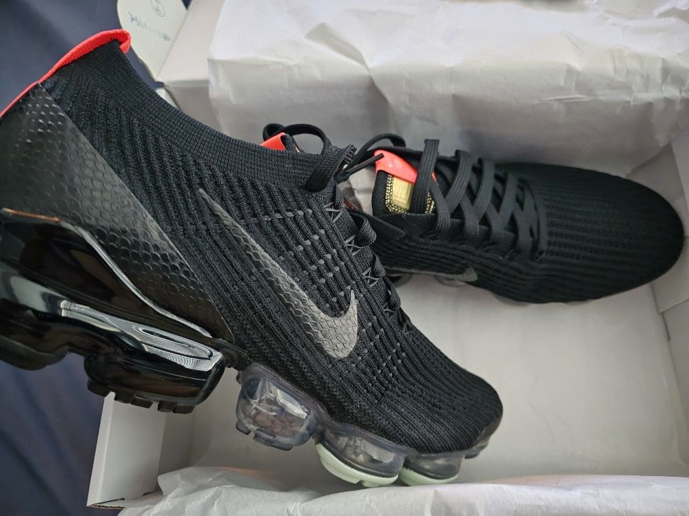 NIKE AIR VAPORMAX FLYKNIT BLACK SNAKESKIN SIZE 11