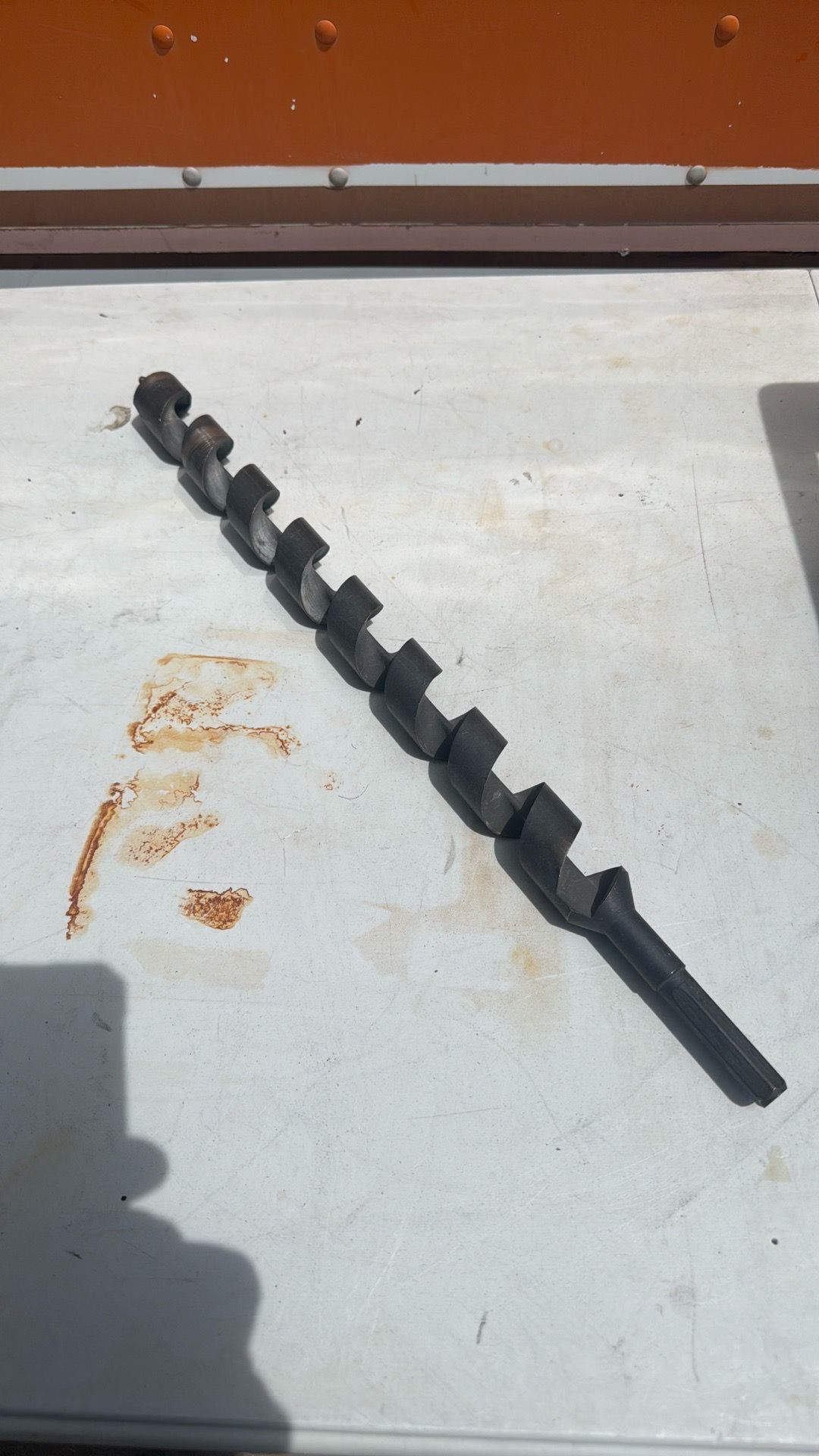 18” 1 1/4” dia auger bit