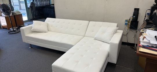 New Sleeper Sectional Couch! Free Delivery 🚚!