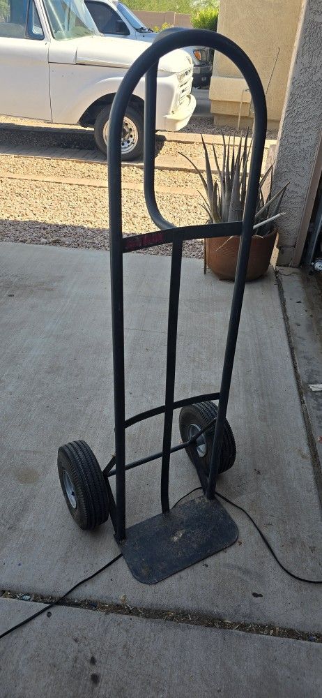 Clean Good Shape Hand Dolly