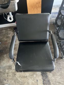 Shampoo chairs and sinks