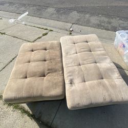 Seats/couch
