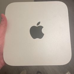 Apple Mac mini Late 2014 4gb Ram 128SSD