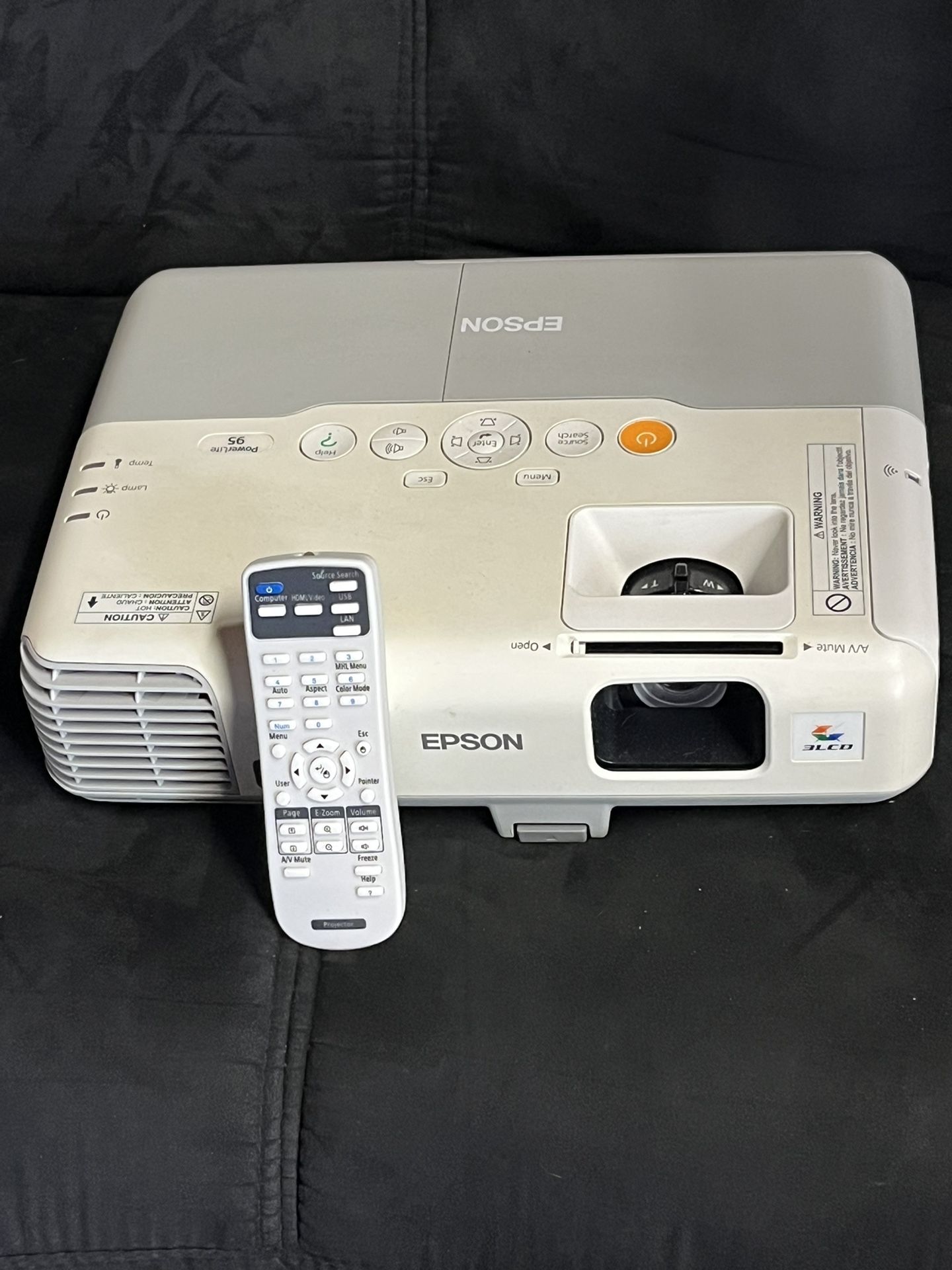 Projector & 135 Inch Projector Screen
