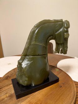 Abstract Horse Head Sculpture – Olive Green Equestrian Art Decor