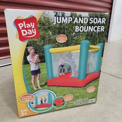 Play Day Jump and Soar Bouncer