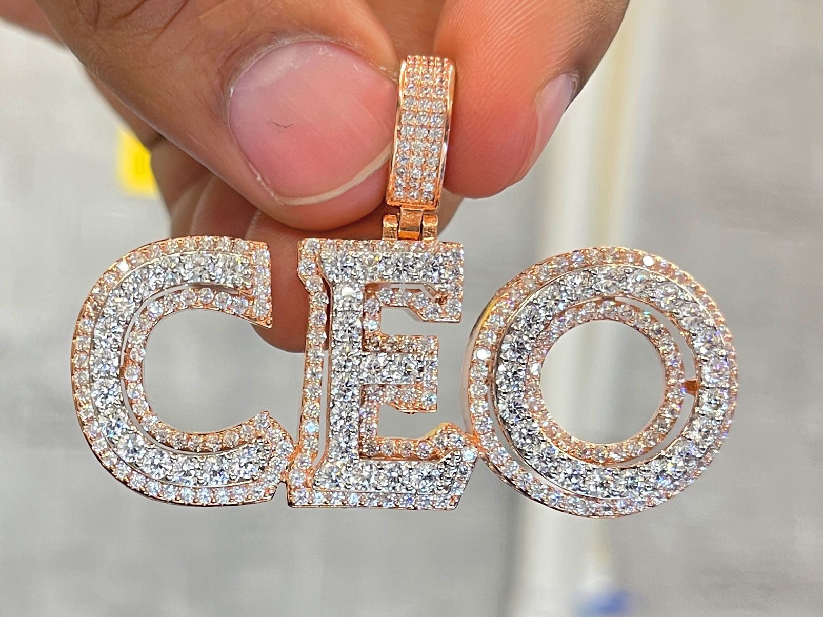 CEO Pendant