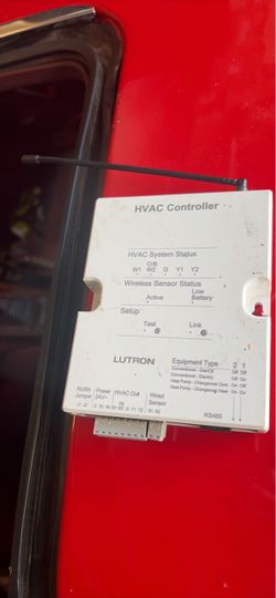 Lutron HVAC Controller with Wireless Sensor
