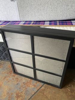 Portrait / Jewelry Storage 