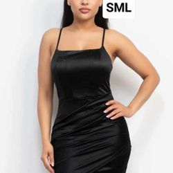 New Women's Dress Available In Size Small Medium And Large 