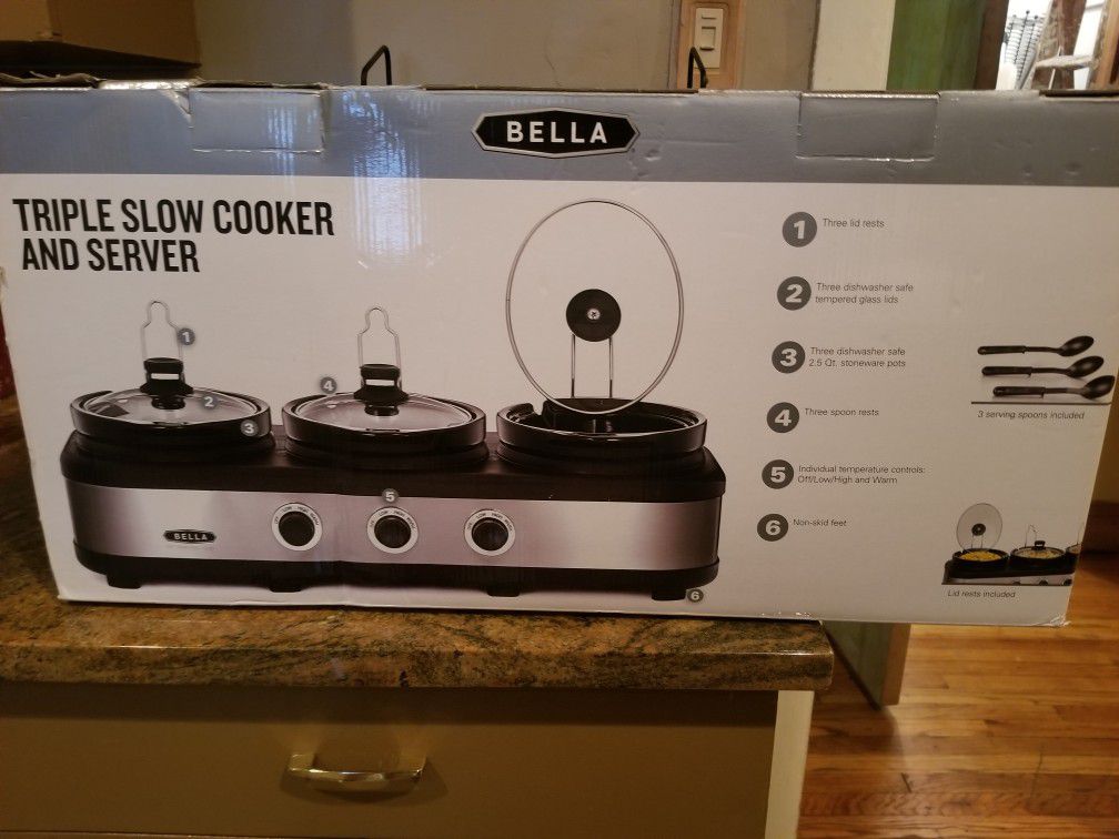 Slow Cooker for sale. $30