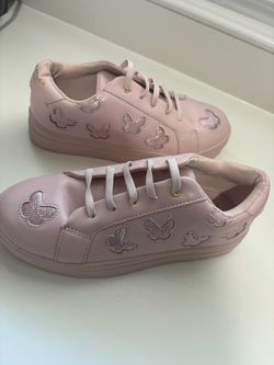 Pink Butterfly Sneakers Girls Lace-Up