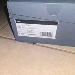 New balance Size 5 kids