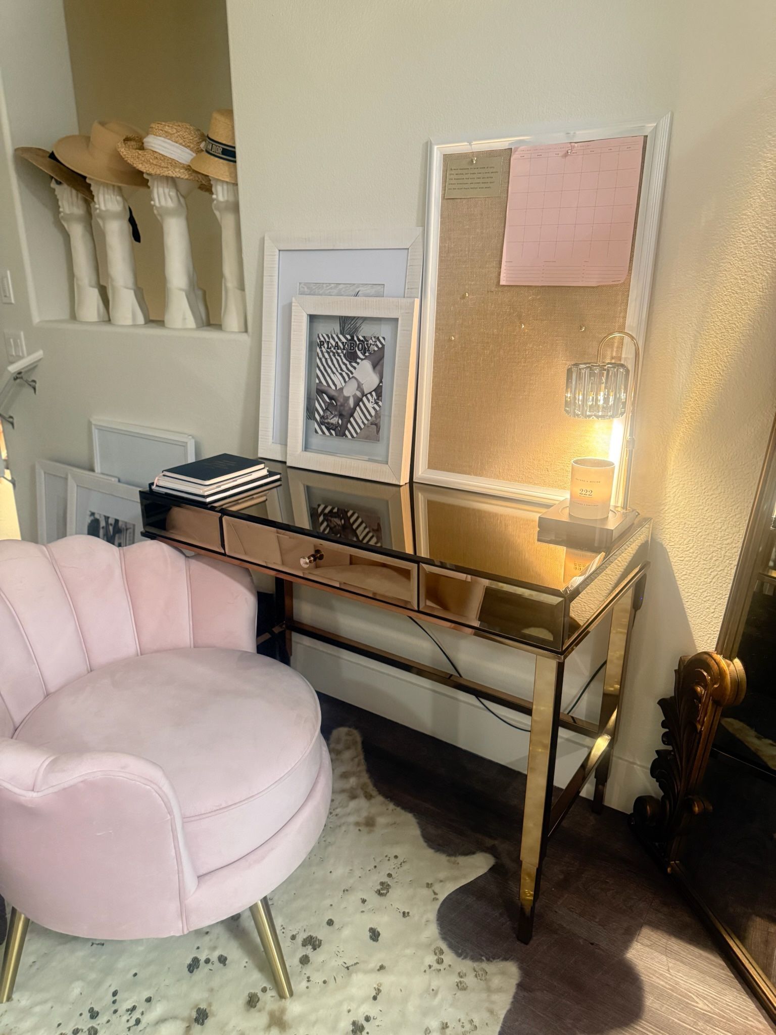 Gold Mirrored Desk / Vanity – Elegant Modern Design