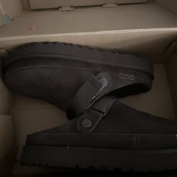 Ugg Clog 