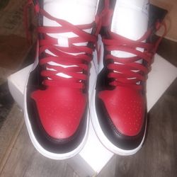 Air Jordan 1s Mid (in the box) size 10