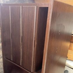 Dresser  Brown