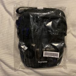 Supreme SS24B17 Shoulder Bag Black