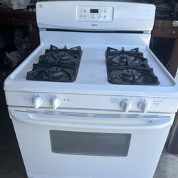 Gas Stove Kenmore 30” Wide