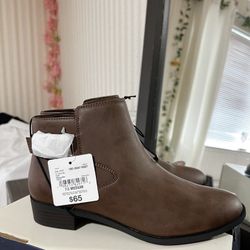 Women’s Boots