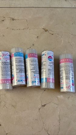 Girl or Boy Gender Reveal Confetti Poppers – Set of 5