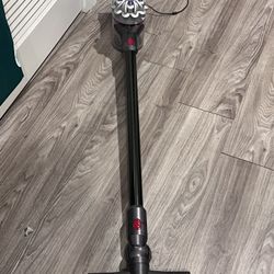 Dyson V8 Plus Cordless Vacuum