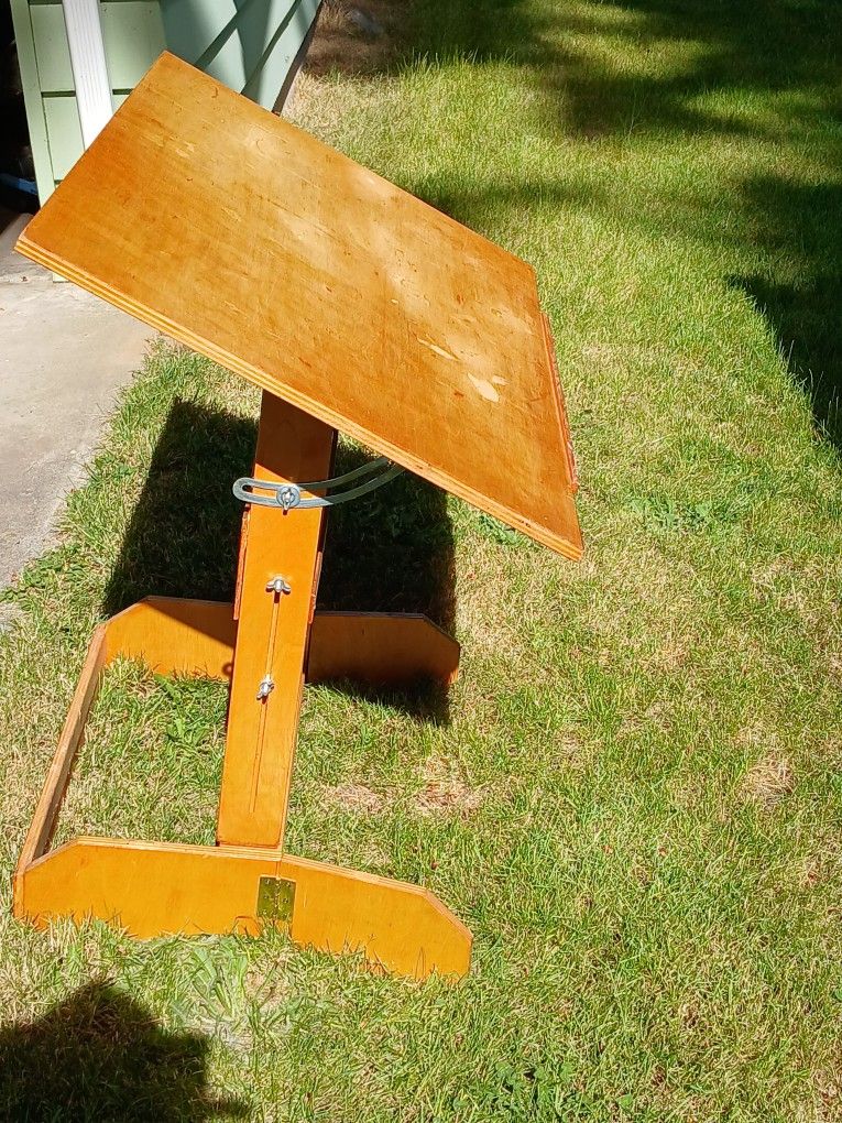 Artist's Folding Drawing Table