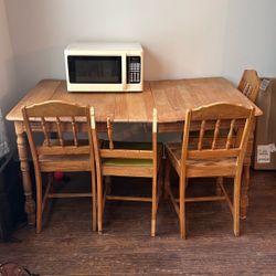 Free Table And Chairs 
