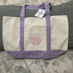 Large Trader Joe’s tote