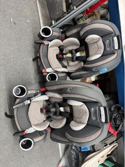 Graco 4ever car seat DLX