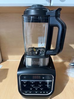Ninja Foodi Cold & Hot Blender for Smoothies, Soup with 64 oz Pitcher and Heat-iQ