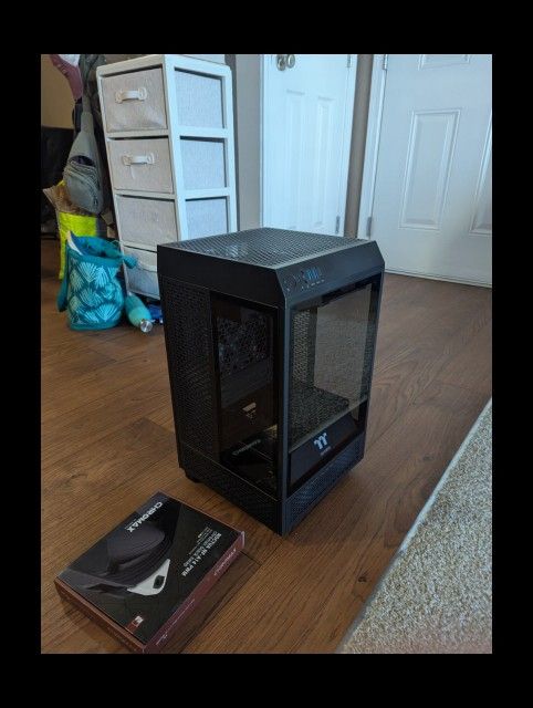 Thermaltake Tower 100