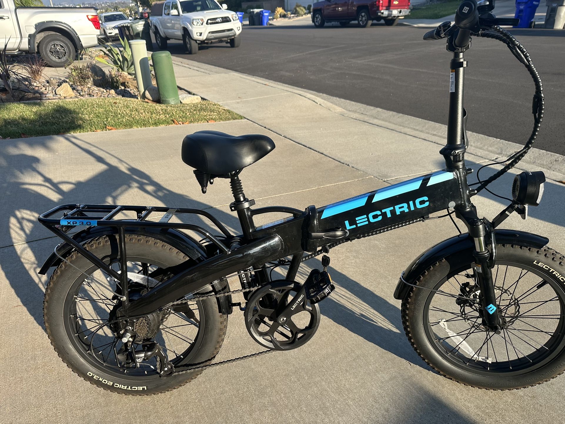 Lectric 3.0 Long Range Folding Ebike, 2024 With Only 243 Miles On It