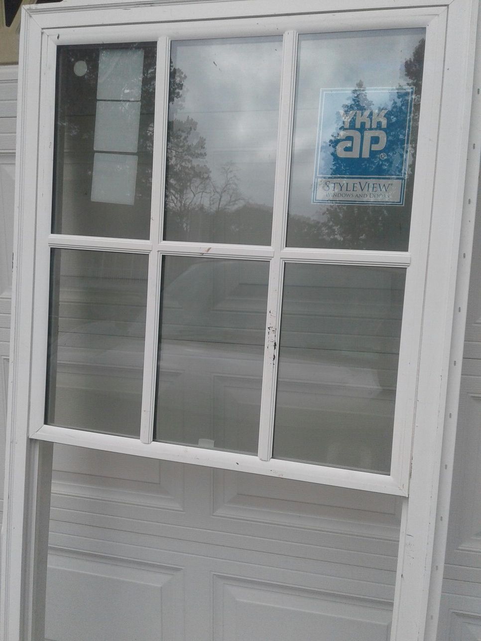 1 Style view windows and doors/ Styleview vinyl single hung Grids $85