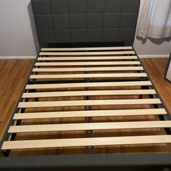 Queen memory foam bed set with bed board 