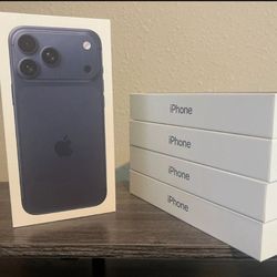 Apple iPhone 17 pro max 256gb unlocked for any carrier (other colors available) 