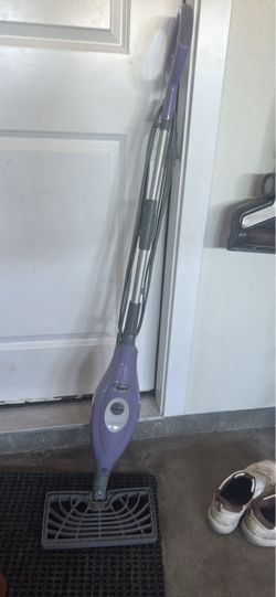 Shark steam mop + 12 pads