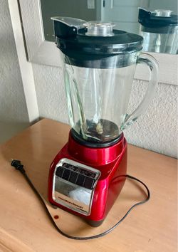 Hamilton Beach red blender