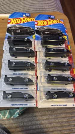 Hot wheels black Ferrari  f40