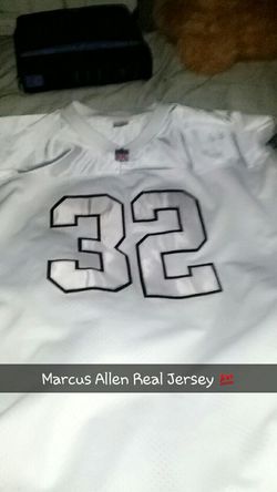 marcus allen signed jersey