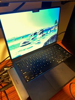 Apple MacBook Air M1 2020 - Excellent Condition - 8GB/256GB