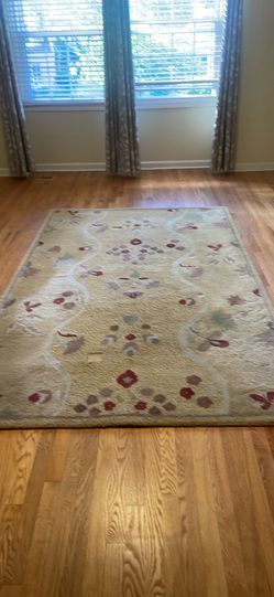 5x8  Wool Rug