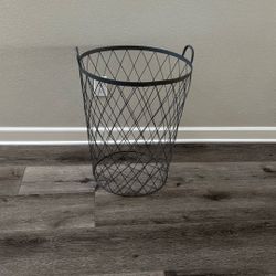 Large Laundry, Blanket Storage Wire Basket - Gray Color