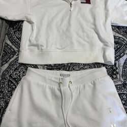 Matching Tommy Hilfiger Outfit