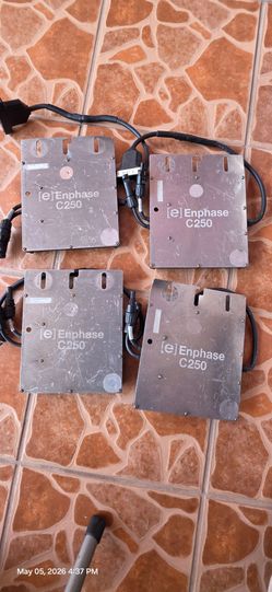 Enphase  microinverters  m250-72-2LL  for 72 or 60 cell solar panels 4 of them