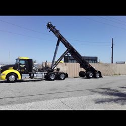 Roll off trailer