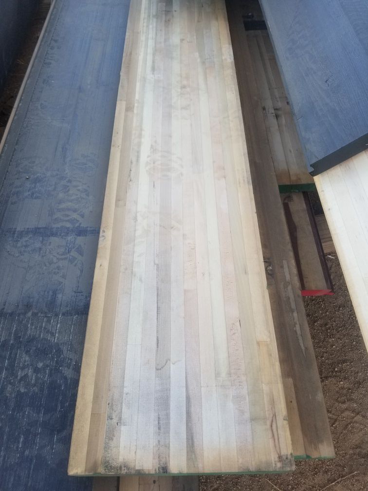 Shiplap hard wood material