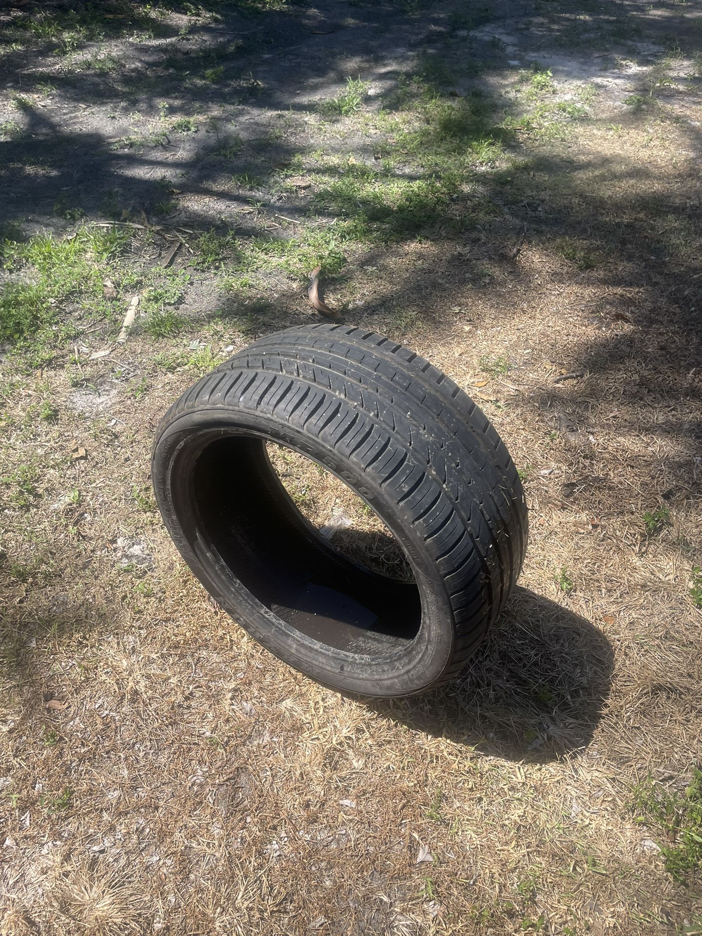 Great Tire 275/35ZR19