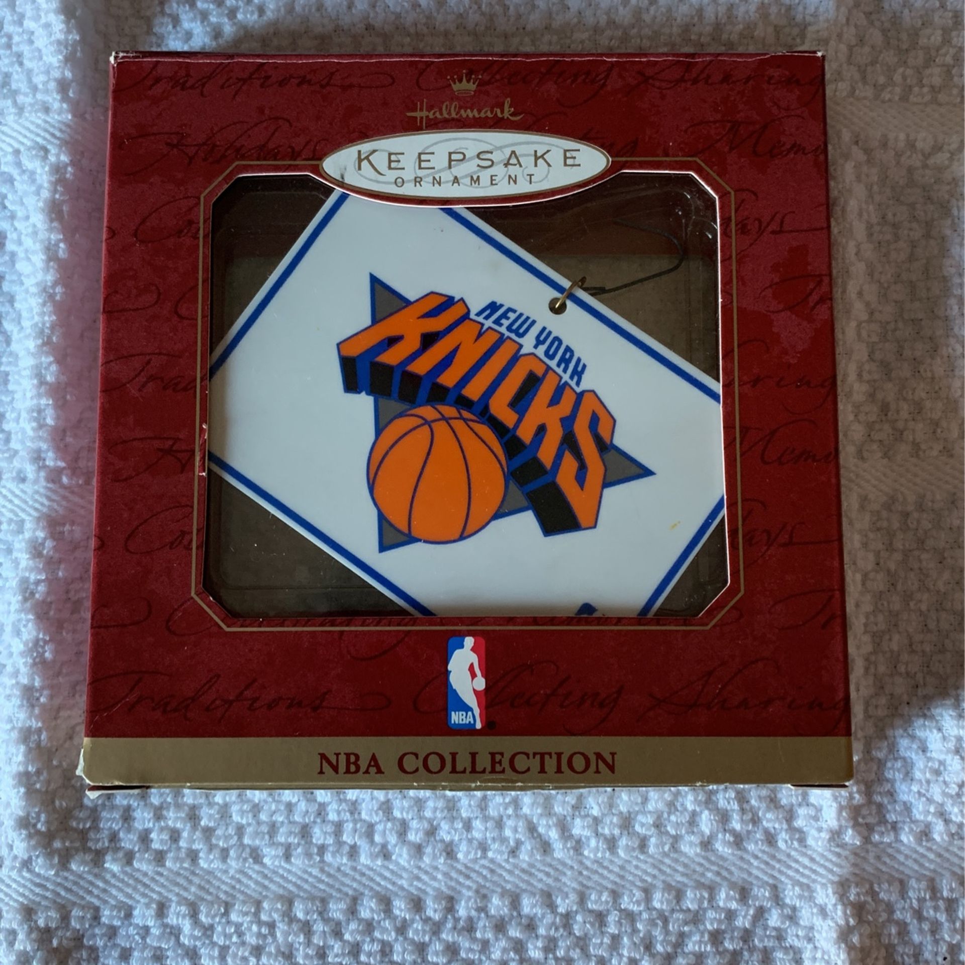 Hallmark Keepsake Ornament New York Knicks